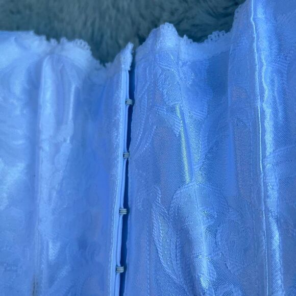 NWT Fredericks of hollywood Women's White Corset - Picture 3 of 4